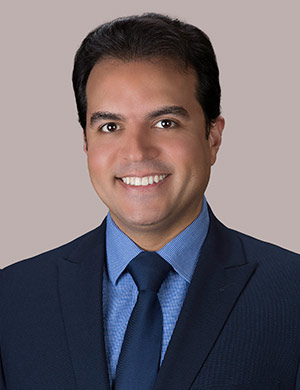 A photo of Dr. Eshra, of Park Family & Cosmetic Dentistry