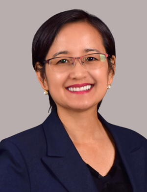A photo of Dr. Huynh-Le, of Park Family & Cosmetic Dentistry